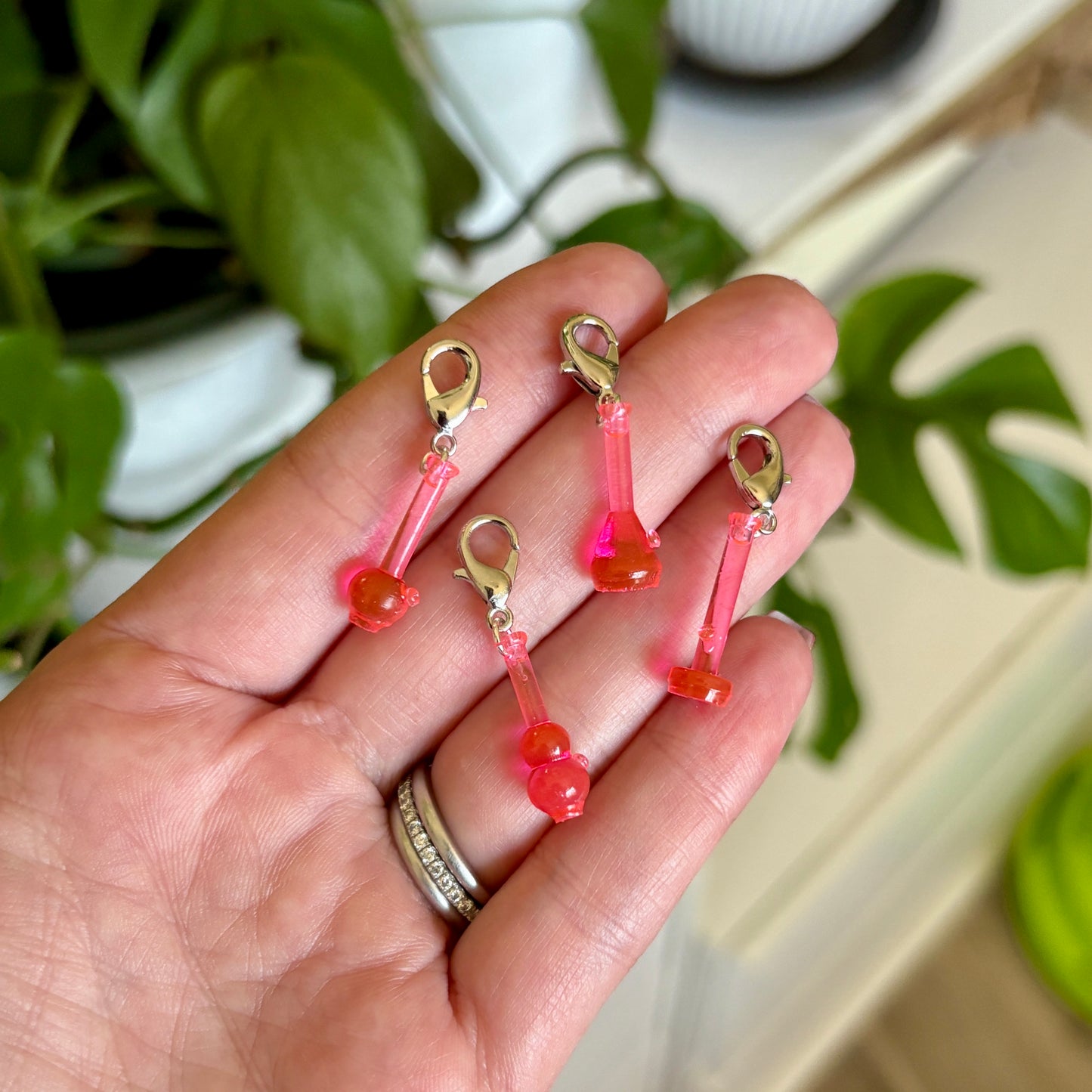 Tiny bong charms