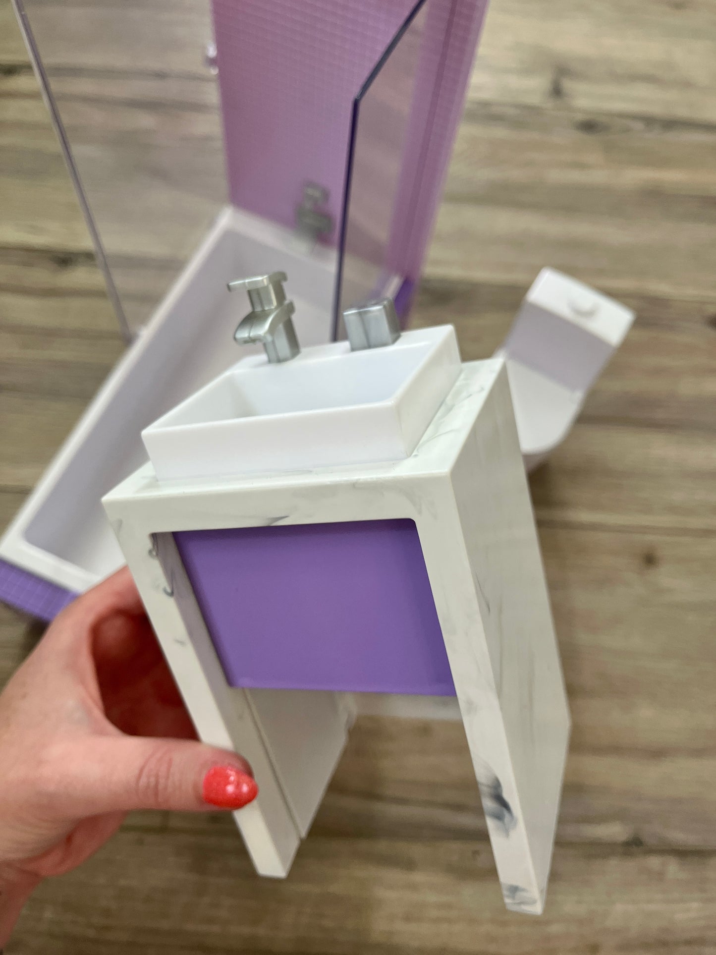 1/6 scale Rainbow High bathroom set