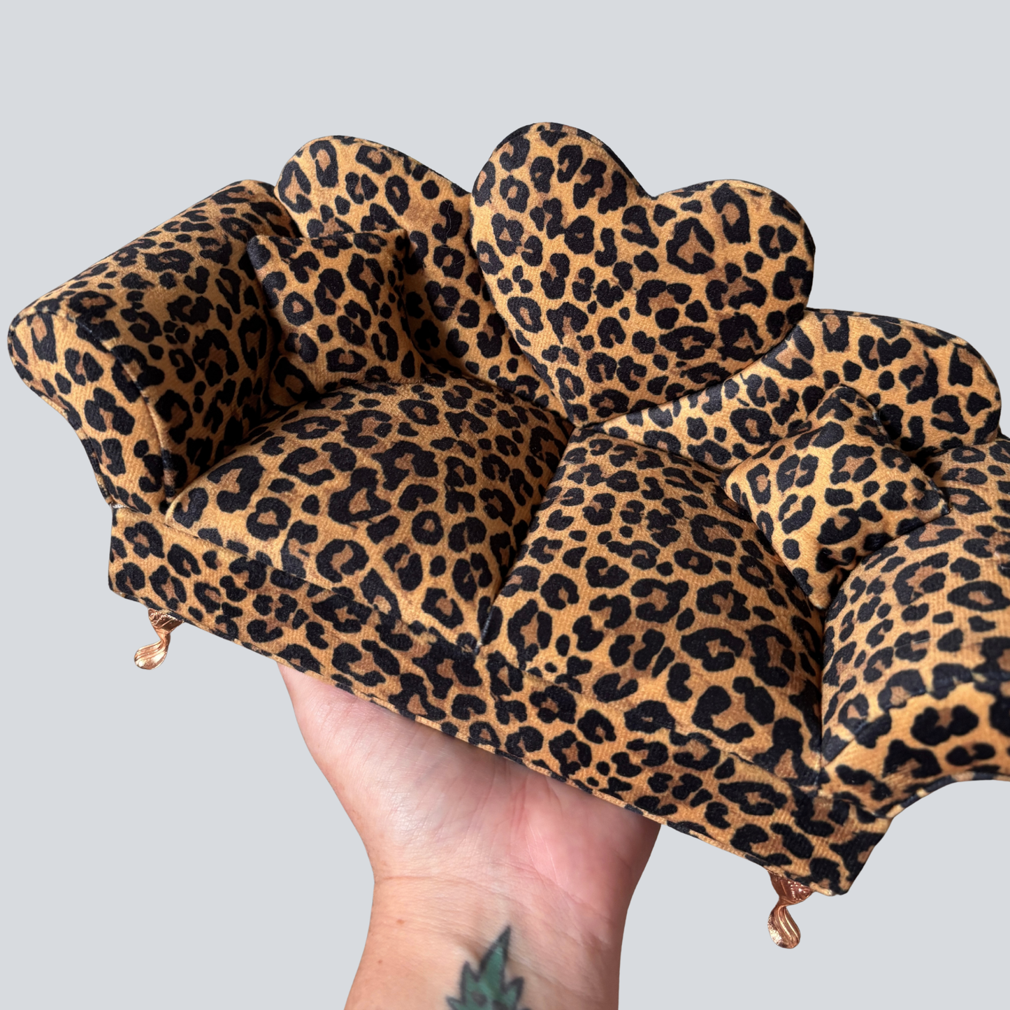 1/6 scale leopard print couch