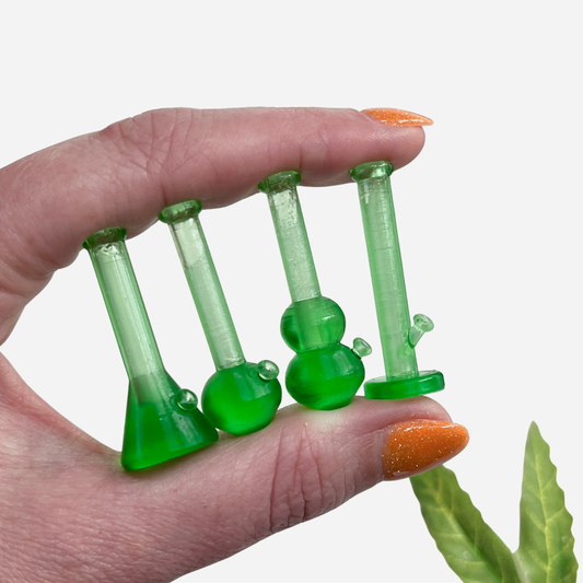 Green 3D printed mini bongs
