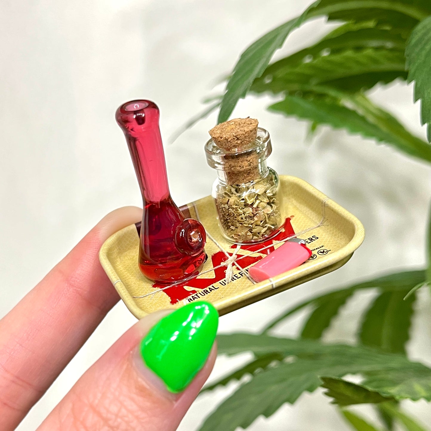 Telemagenta Solid Glass Miniature Sculpture